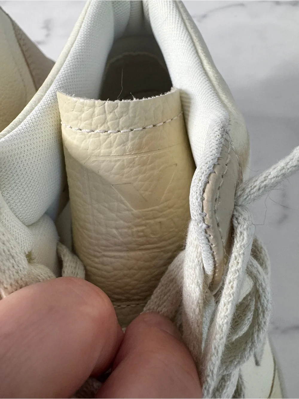 Veja Mens US 9 EU 42 High Top Sneakers Cream Beige Leather Lace Up Logo